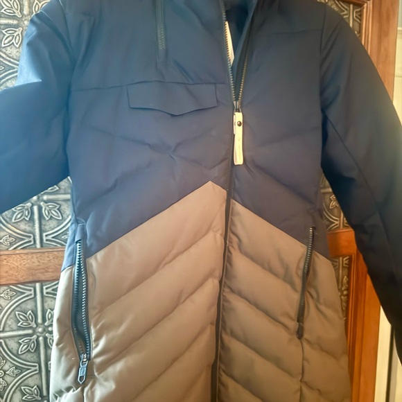 Indyeva Ayaba II Long Down Coat only worn once in like new condition - Picture 3 of 3